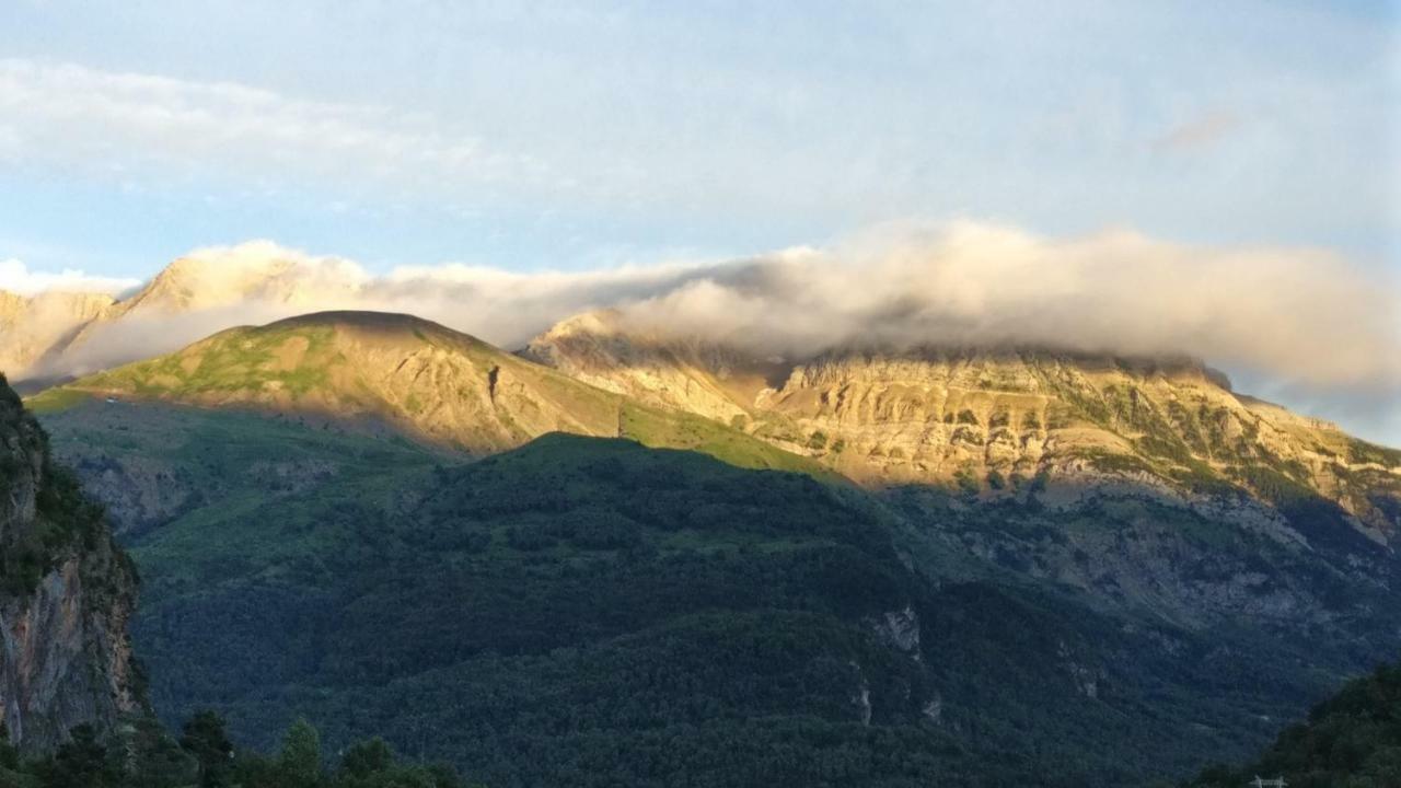 Mirador De Sanvi Daire Escarrilla Dış mekan fotoğraf